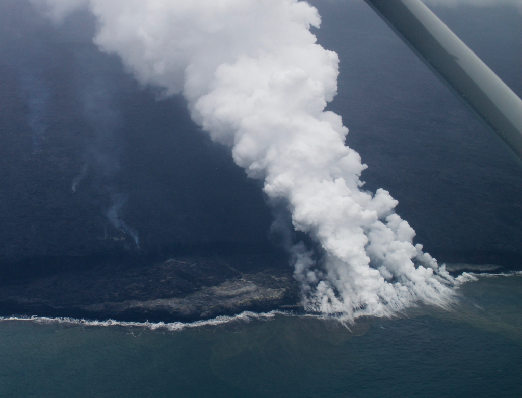 The acid steam boiling from the Kamokuna lava ocean entry in December 2016